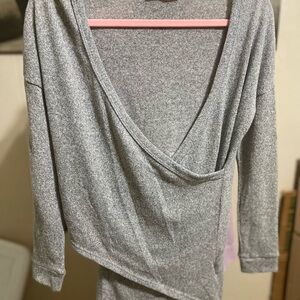Lake Flower Gray Knit Top